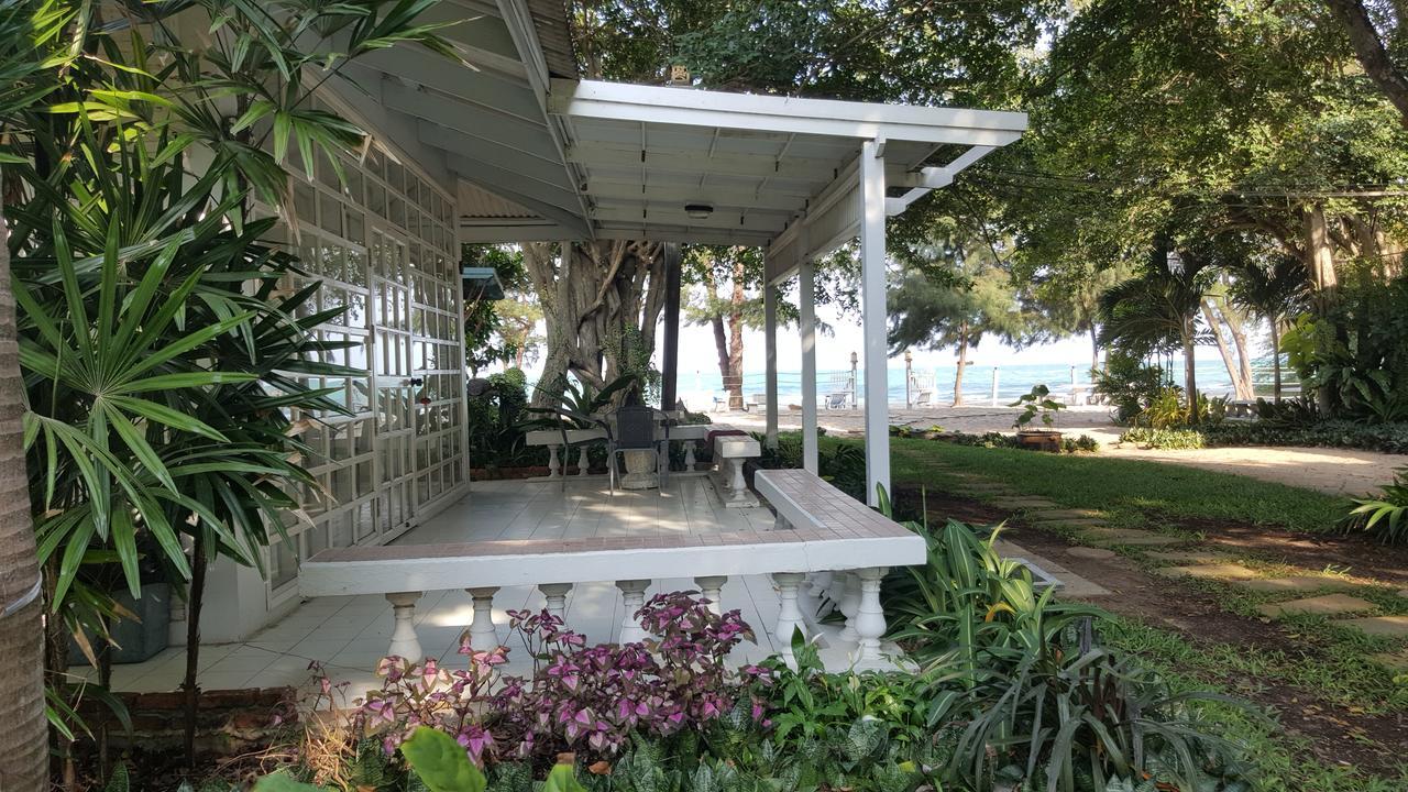 チャアム Baan Kratom Tong By The Seaヴィラ エクステリア 写真